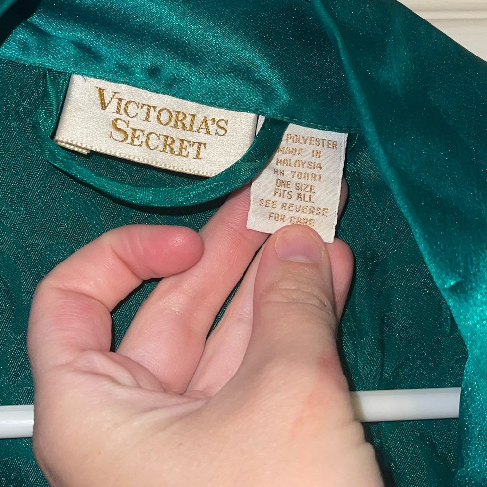 Victoria's Secret Teal Robe - Picture 5 of 8